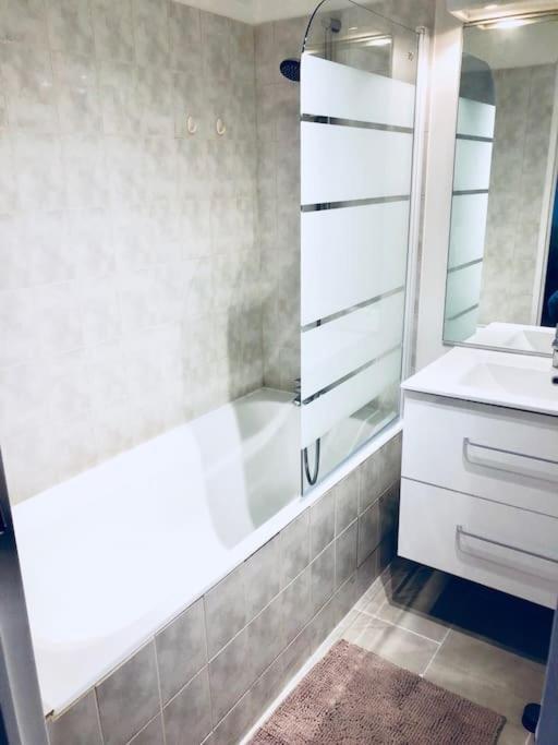 Le Gentil Paris Apartment Gentilly Bagian luar foto